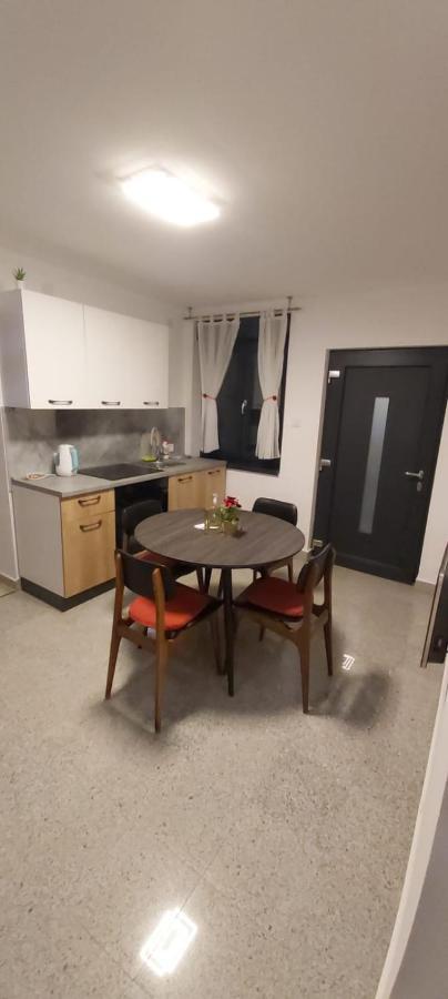 Apartman Dabrovic Novska Eksteriør bilde